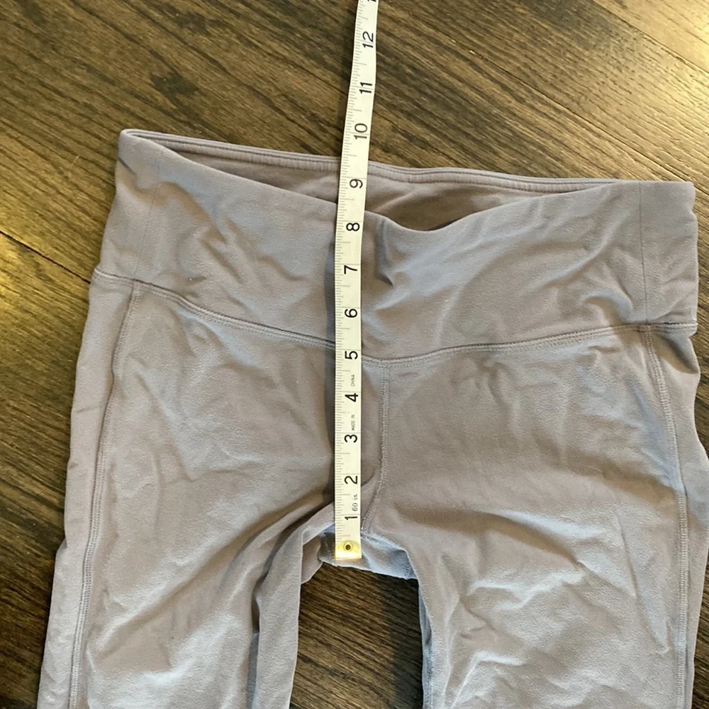 Athleta Gray Crop Cropped Capri Leggings Medium M VGUC